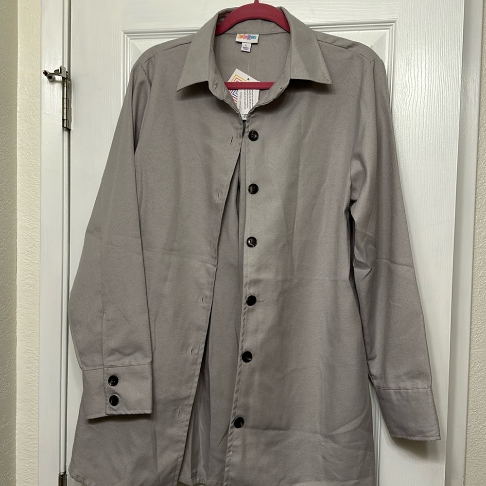 Abigail long sleeve button up